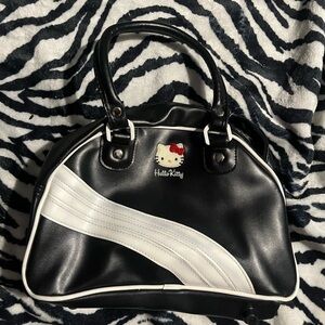 Black hello kitty bag